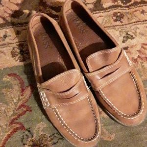 Barely used bass shoes